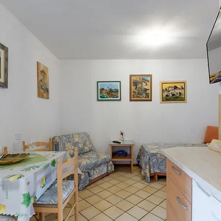 Guest house Ruzica 3*