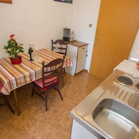 Ruzica Guest house 3*